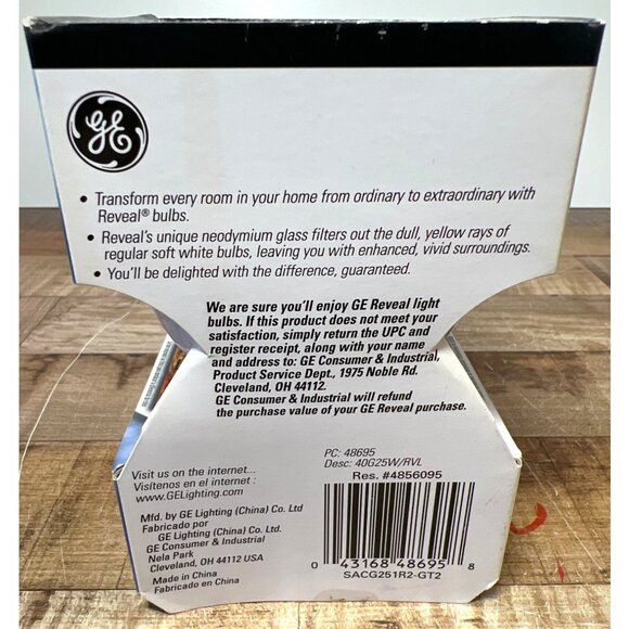 GE Reveal 40W Decorative Light Bulb G25 48695 - Picture 2 of 2